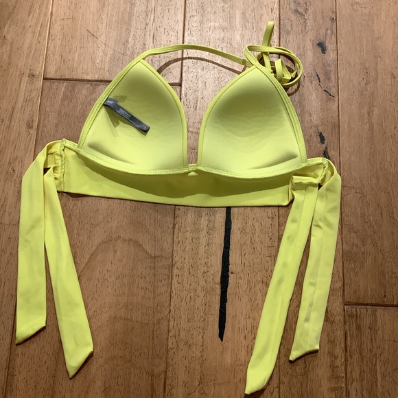 Yellow bikini top - Picture 2 of 3
